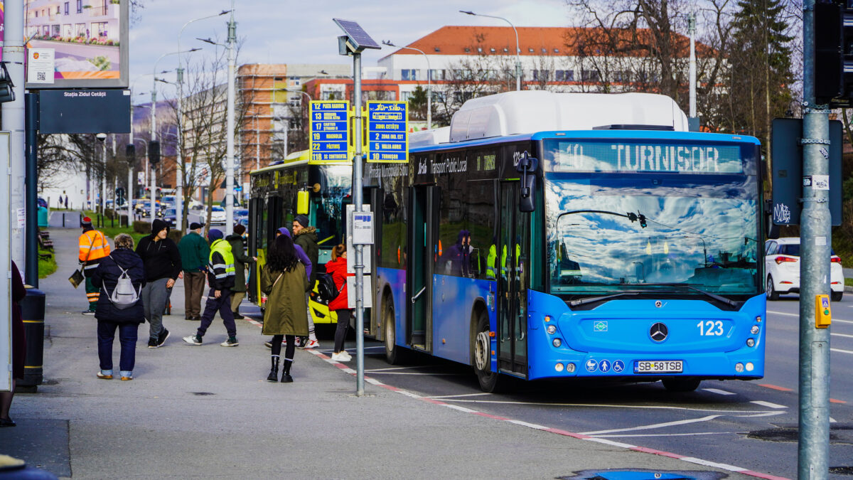 Sibiu Bus versus Google Maps - Aplicația locală lasă de dorit și e deficitară la multe capitole