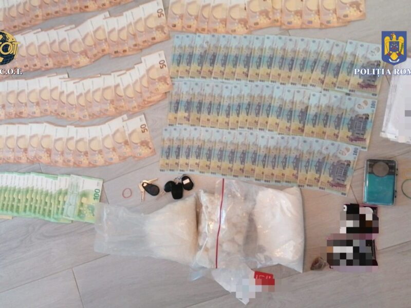 droguri în valoare de peste 10.000 de euro confiscate sâmbătă la constanța - urmau să fie vândute în cluburi