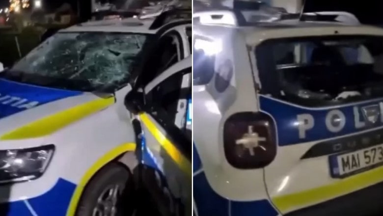 video autospecială de poliție distrusă cu ciocanul de un bărbat - ”nu suport poliția”