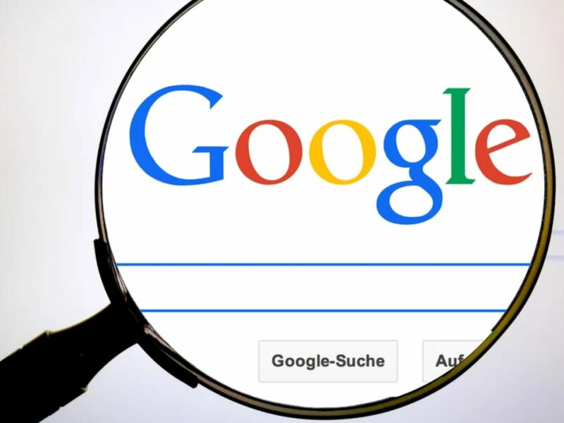 google introduce serviciul de anunțare a utilizatorilor dacă găsește date personale despre ei în căutări