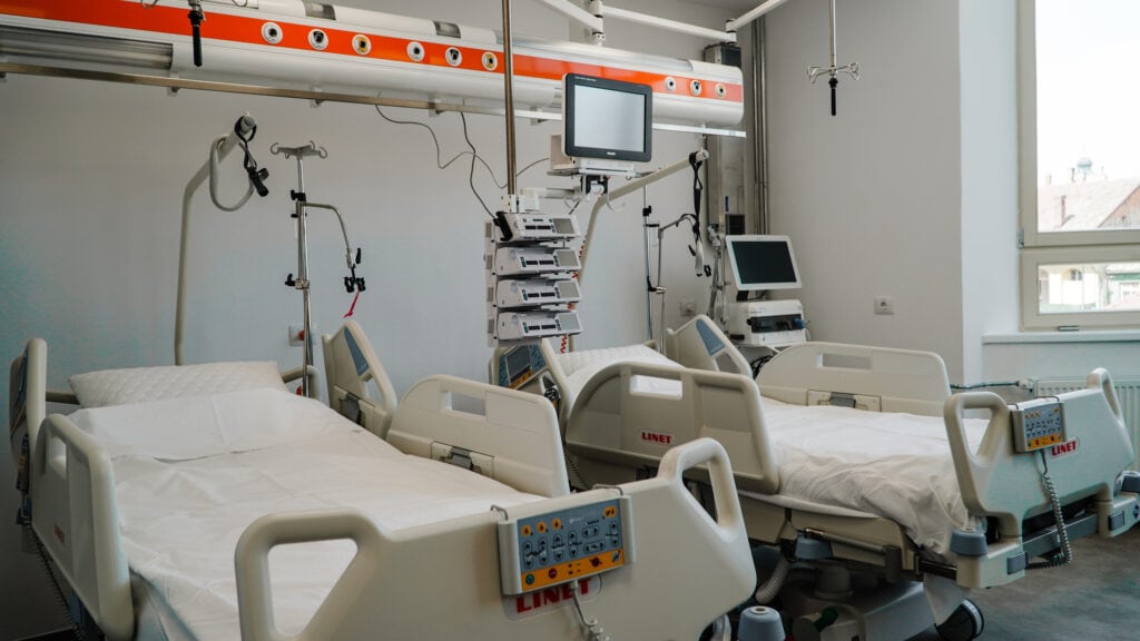 spitalul județean explică de ce nu sunt îndeajuns de multe paturi pentru pacienți în secția de neurologie