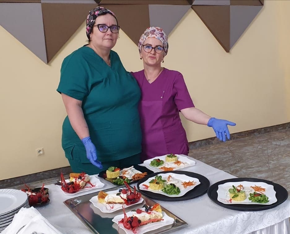 bucătăresele spitalului de pneumoftiziologie din sibiu, în finala unui eveniment național de gătit pentru pacienți