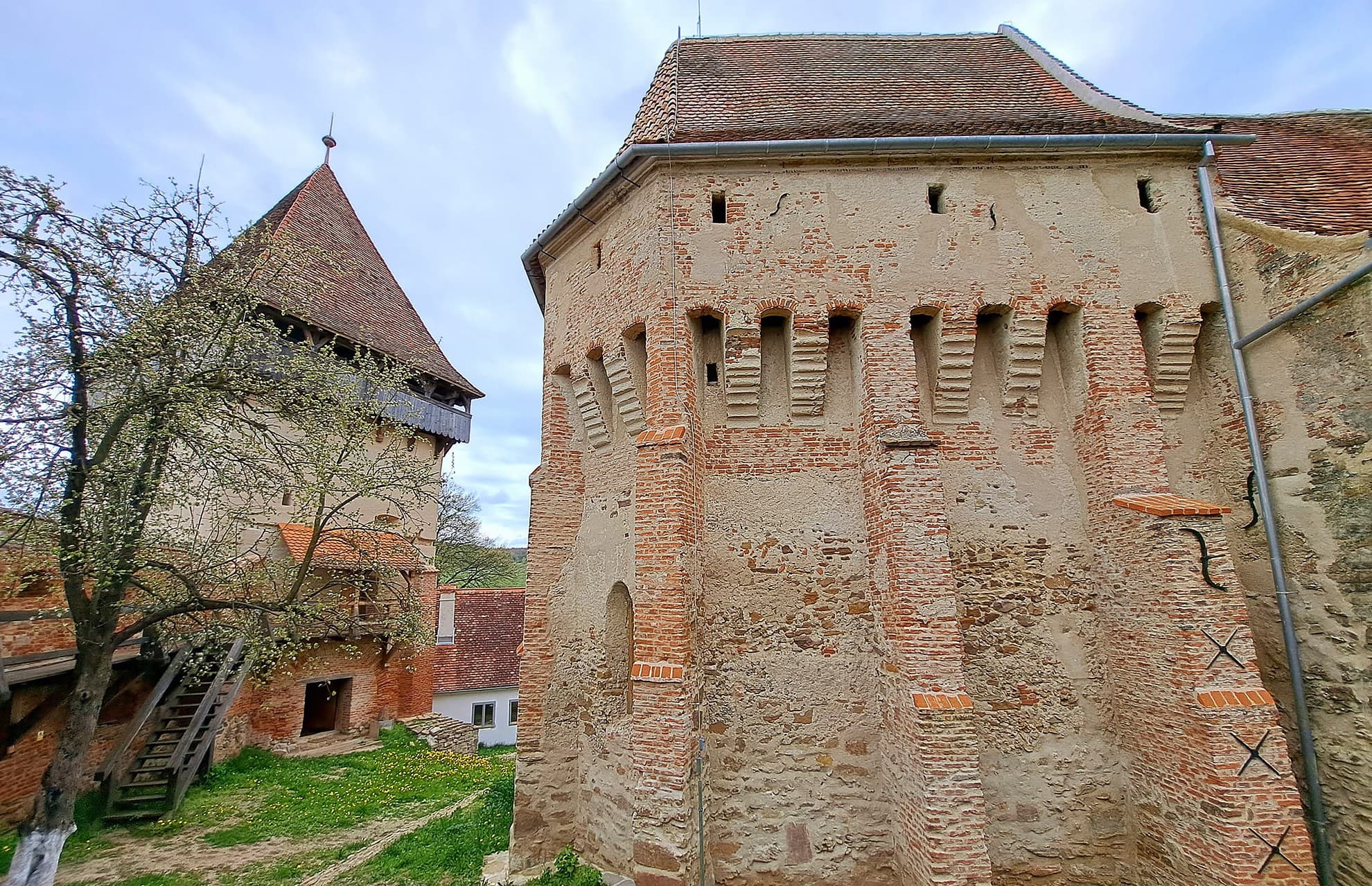 Biserica fortificată Alma Vii s-a redeschis - Vizitatorii sunt așteptați începând cu 1 mai