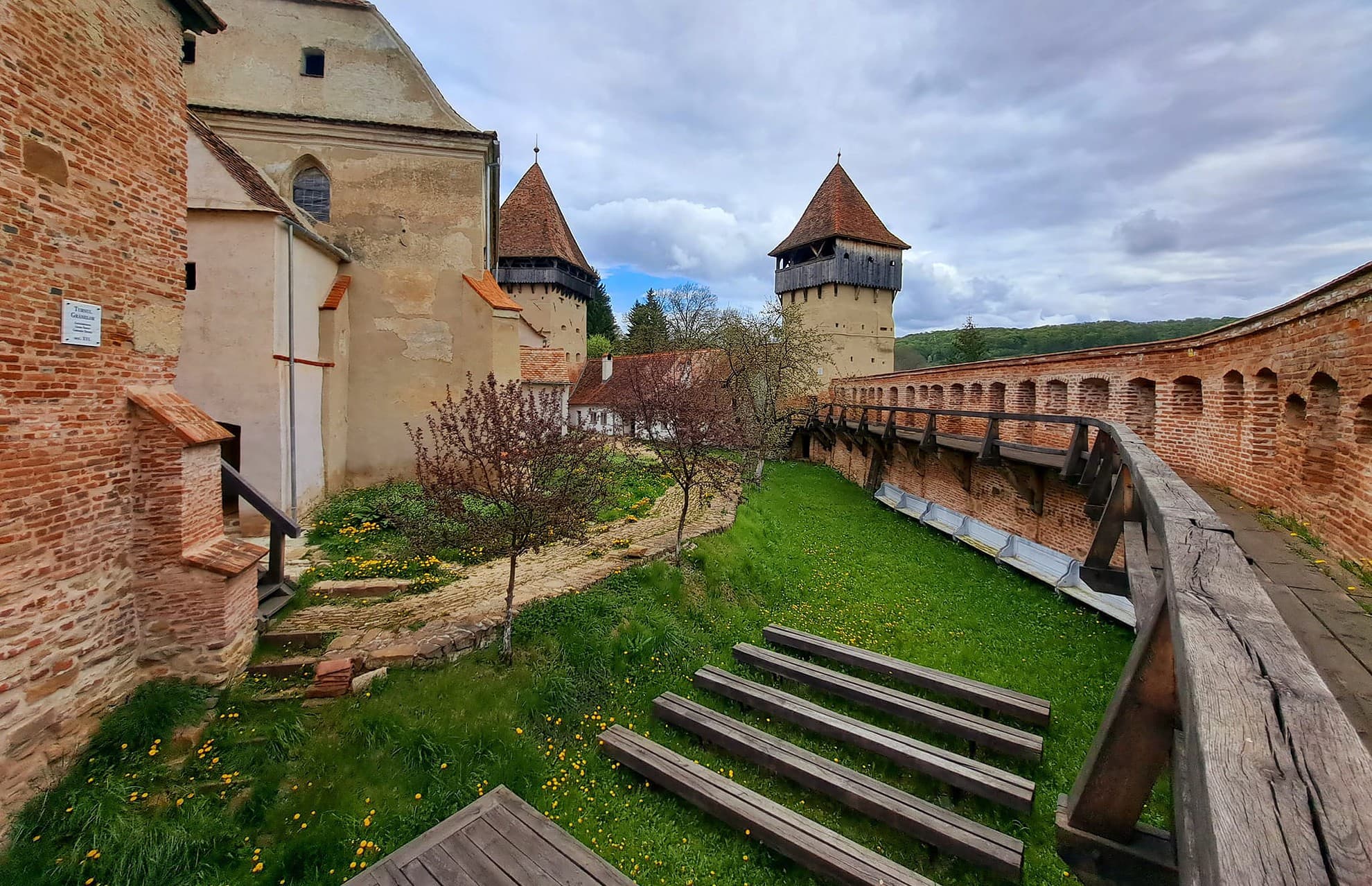 Biserica fortificată Alma Vii s-a redeschis - Vizitatorii sunt așteptați începând cu 1 mai