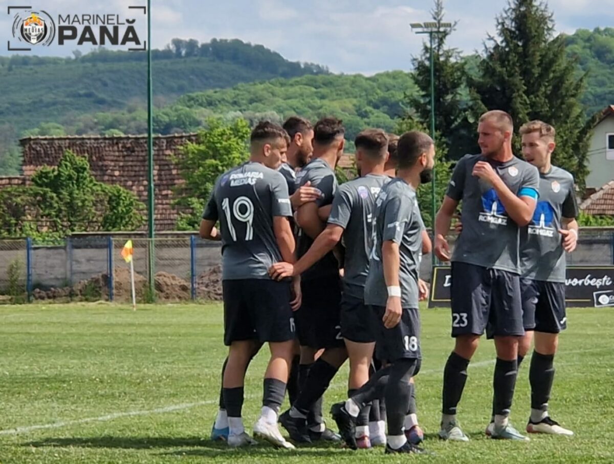 mediaș și inter sibiu au câștigat detașat - adrian cîrstean a marcat golul etapei în liga 4