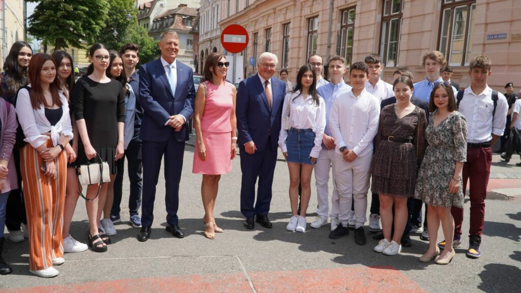 LIVE VIDEO FOTO: Vizita președintelui Germaniei la Sibiu - Primarul Astrid Fodor, dineu oficial pentru oaspeți la Împăratul Romanilor