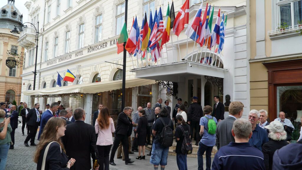 LIVE VIDEO FOTO: Vizita președintelui Germaniei la Sibiu - Primarul Astrid Fodor, dineu oficial pentru oaspeți la Împăratul Romanilor