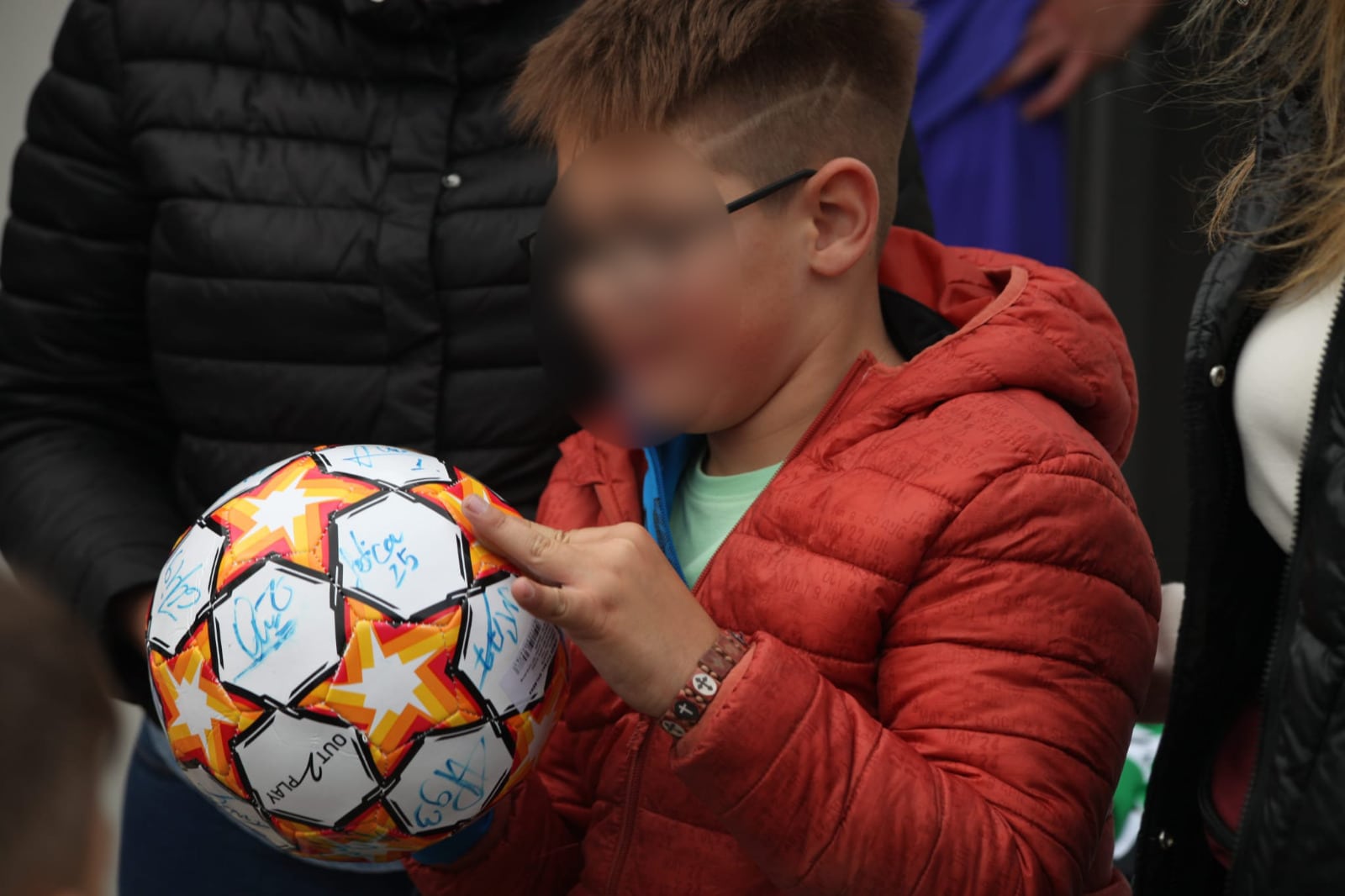 psd sibiu - ”o minge de fotbal semnată de toți jucătorii de la fc hermannstadt, pentru ștefan” (c.p)