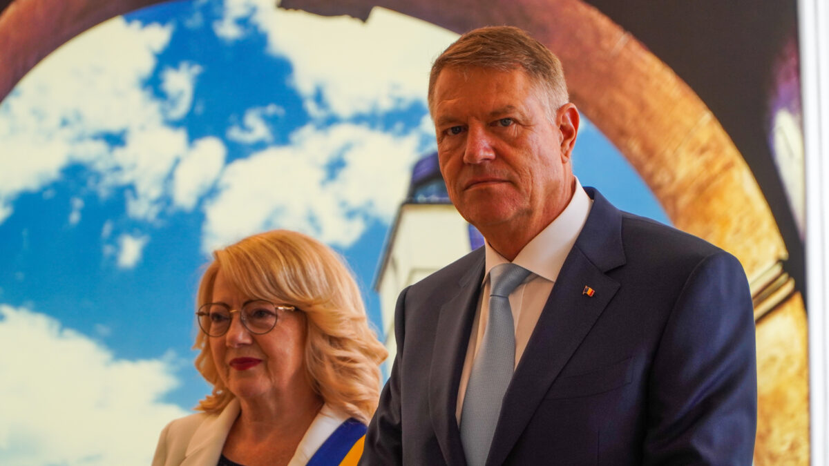 Iohannis, către Fodor: „Urmăresc evoluțiile de la Sibiu și sunt spectaculoase”