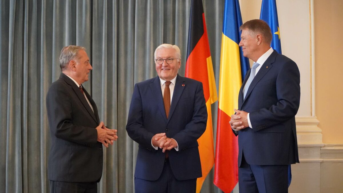 video foto: președintele germaniei, întâlnire cu reprezentanții comunității germane la sibiu - „sunteți făuritori de punte în relația dintre românia și germania”
