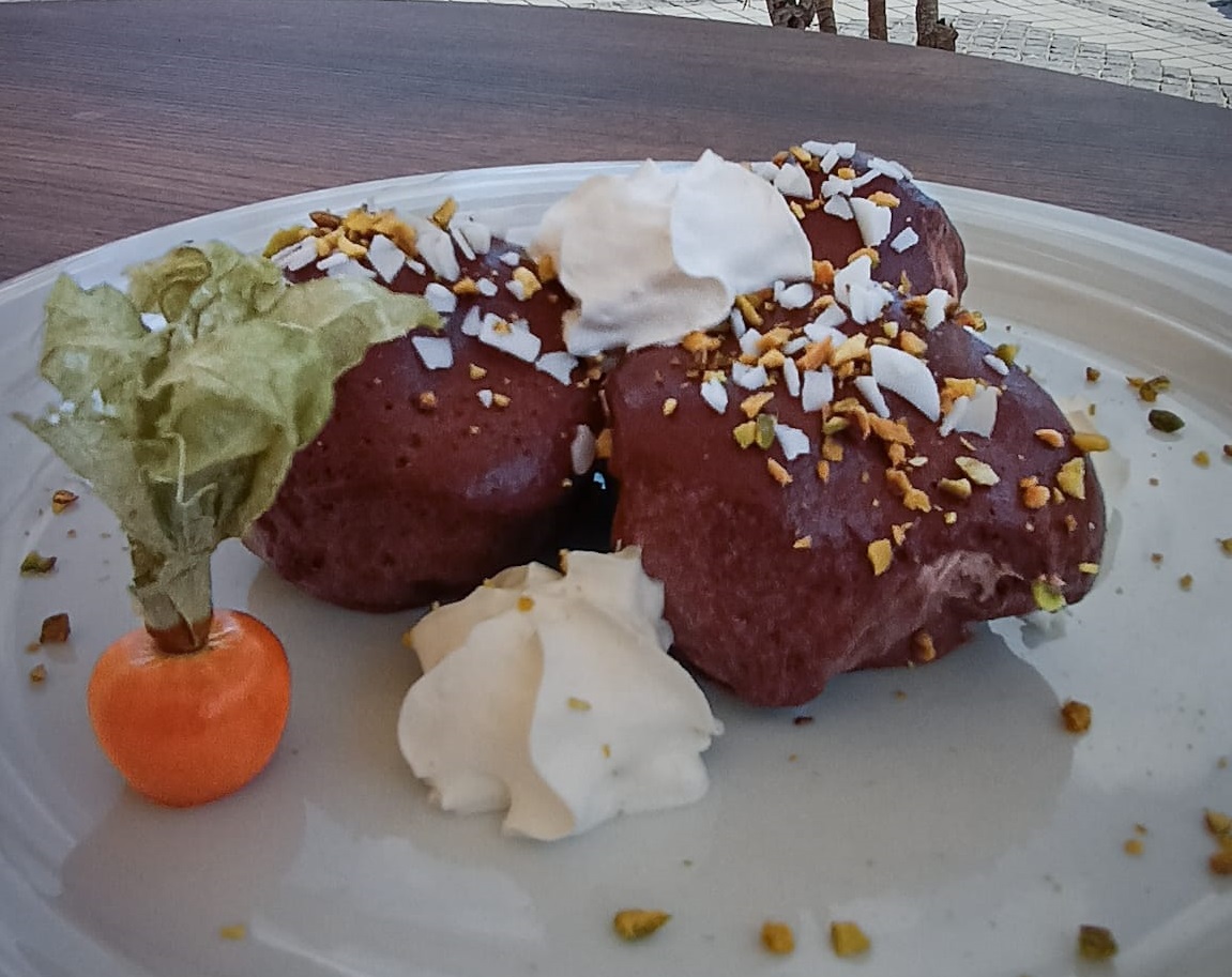 Lyra Restaurant: Gourmet Dishes & Live Music in the Heart of Sibiu’s Piața Mare