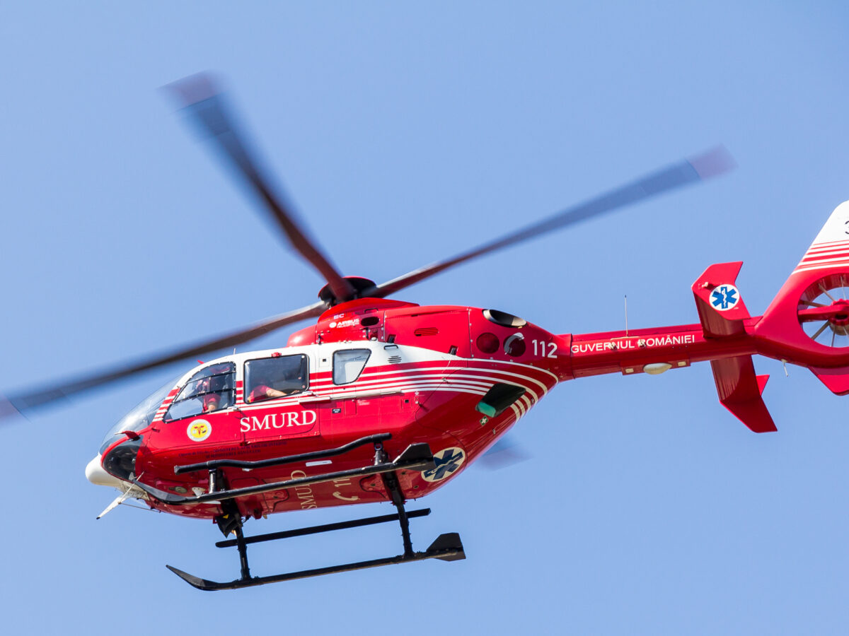 două persoane preluate cu elicopterul din zona bâlea lac, ambele după ce au suferit fracturi la picioare