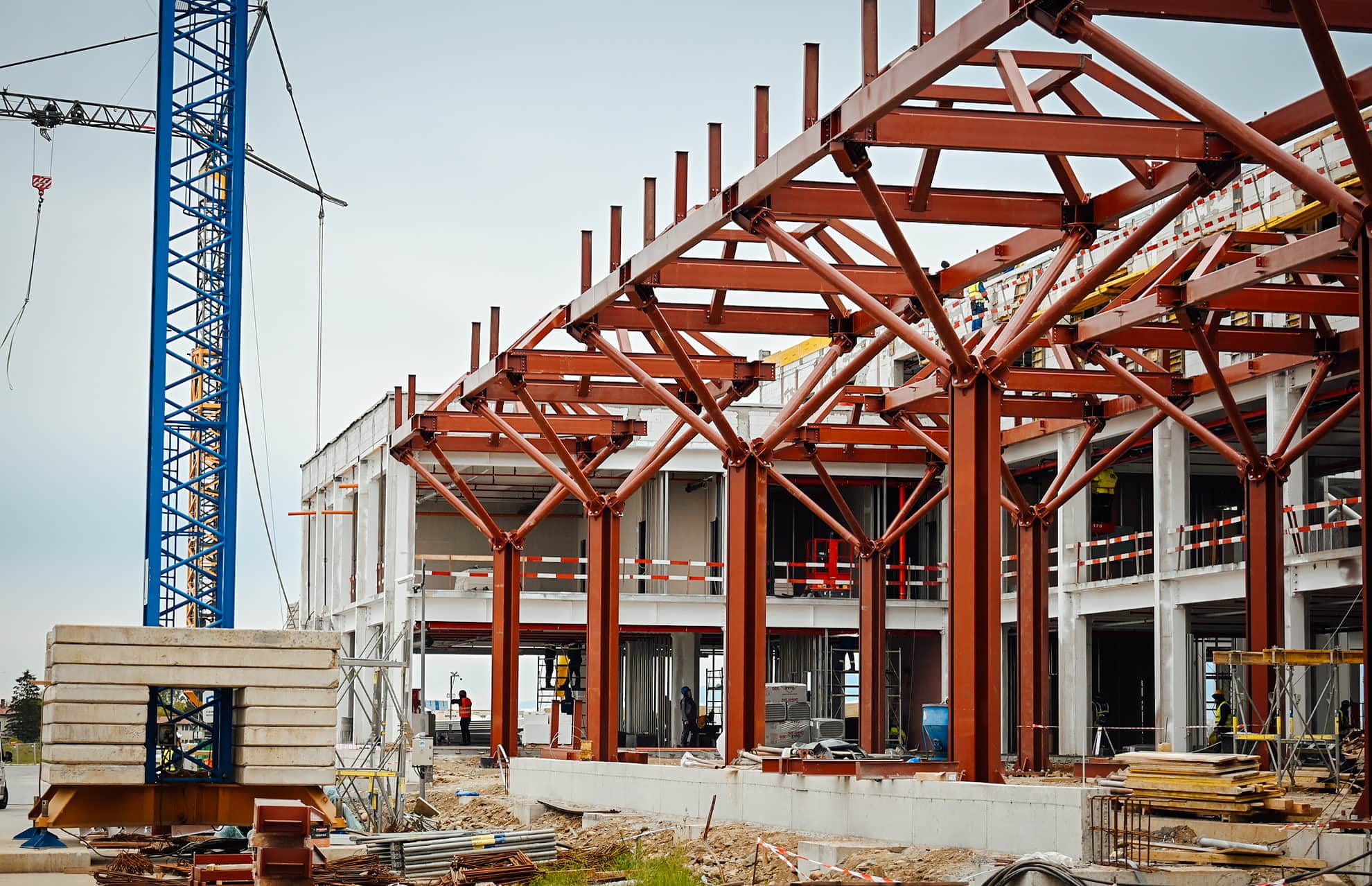 FOTO: Stadiul lucrărilor de la Aeroportul Internațional Sibiu - Noul terminal prinde contur