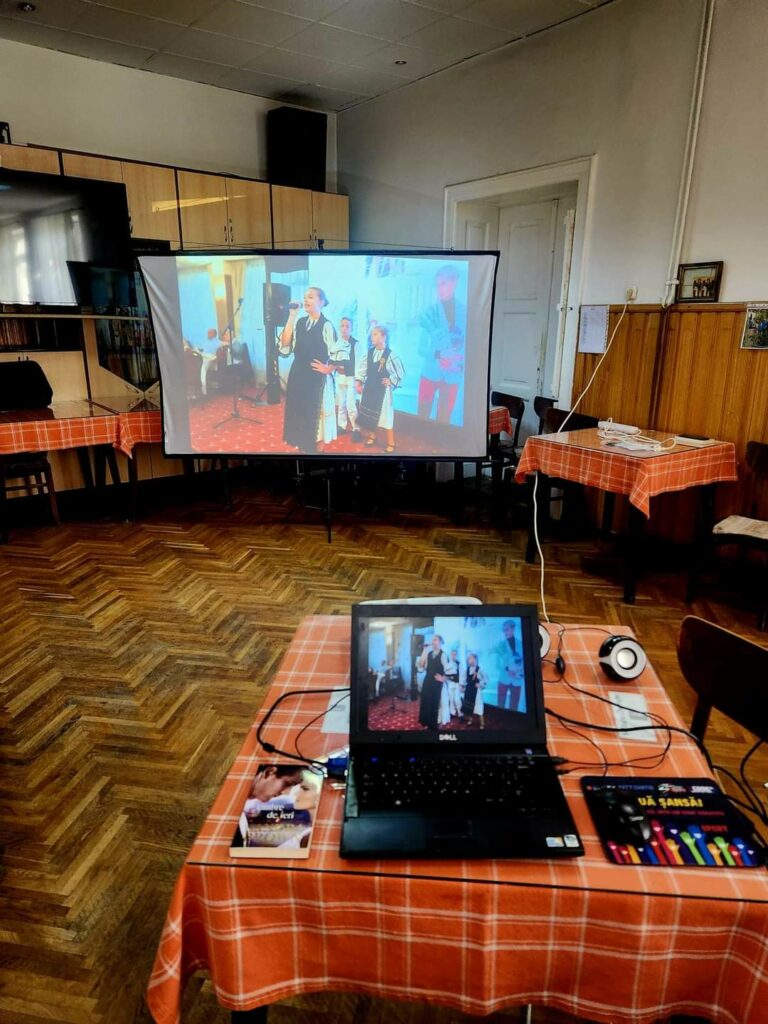 bucurie pentru vârstnicii de la căminul de pe strada coșbuc - vor avea un cinema portabil și un spațiu dedicat socializării