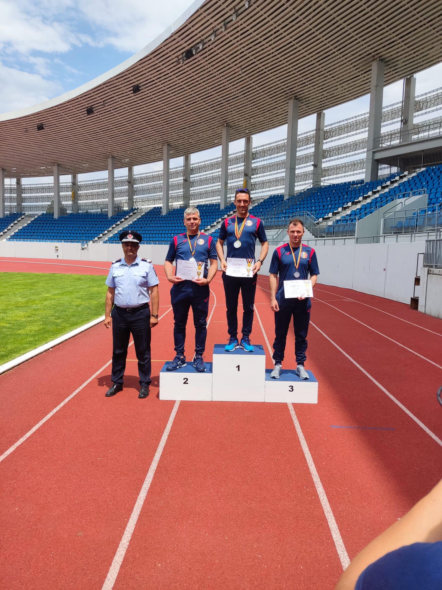 sibianul sergiu drăgulescu, medalie la săritura în lungime la campionatul de atletism și cros al mai