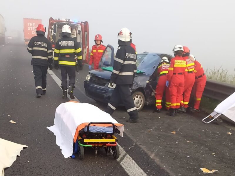 foto: accident pe autostradă la sibiu - șoferiță rănită, transportată la spital