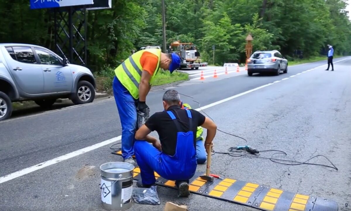 VIDEO: Intersecția dintre drumul Sibiu - Rășinari și Cisnădioara, reconfigurată - Limită de viteză și calmatoare de trafic