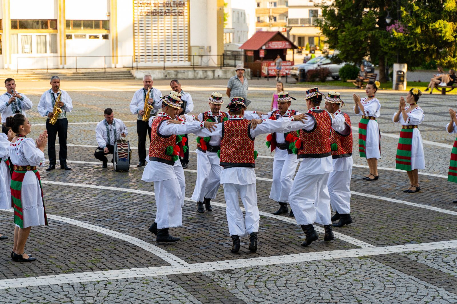 ansamblurile folclorice „târnavele“ și „muguri de pe târnave“ vor participa la un festival internațional în turcia