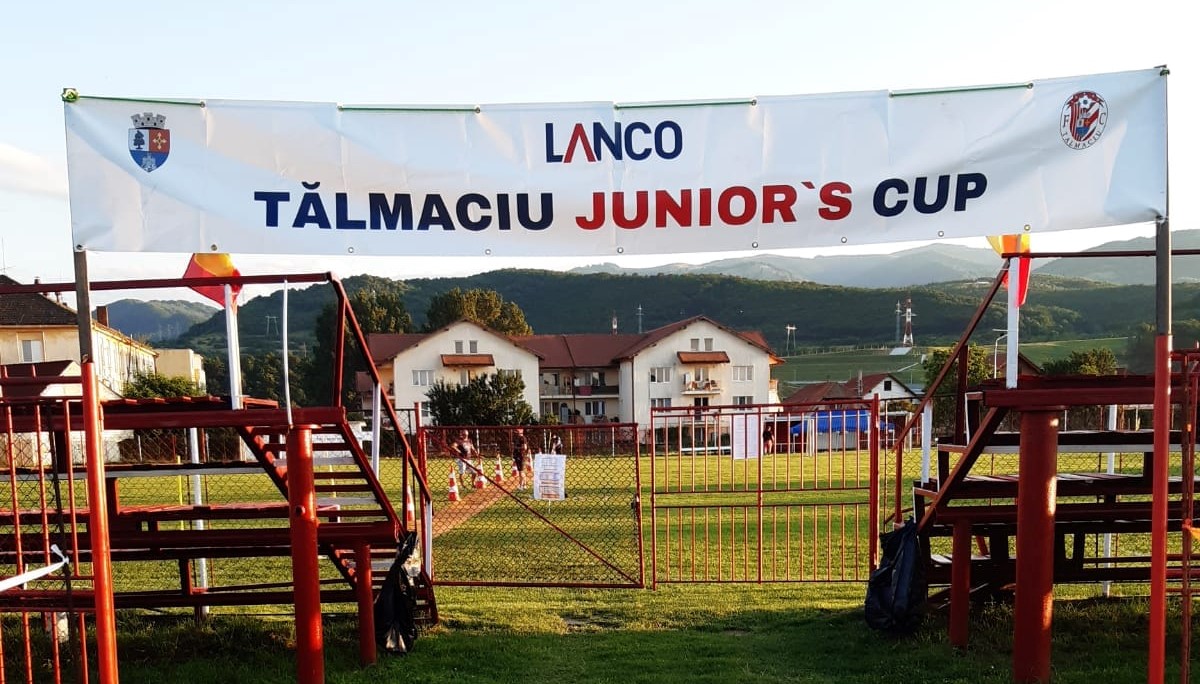 s-a dat startul la a doua ediție a ”tălmaciu junior's cup” - participă 34 de echipe de copii