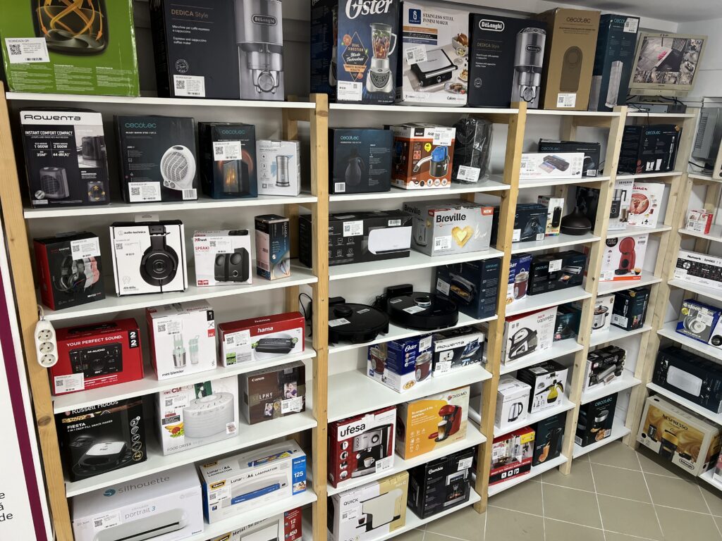 S-a deschis primul magazin cu produse de pe Amazon din Sibiu - Reduceri mari la Casa Plus Retail pe Calea Turnișorului 116