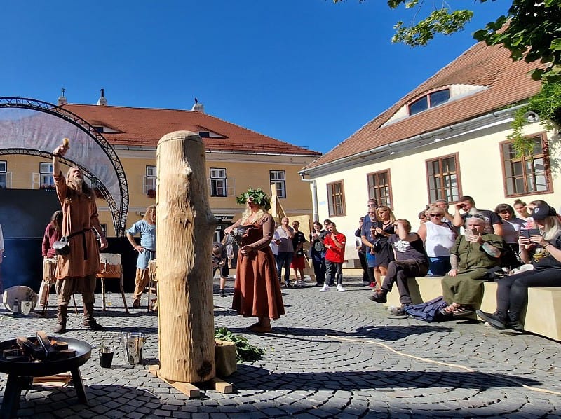 premieră la sibiu. thor, celebrul zeu au tunetului invocat la artmania