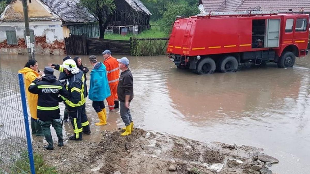pericol de inundații pe râurile din sibiu și alte 32 de județe