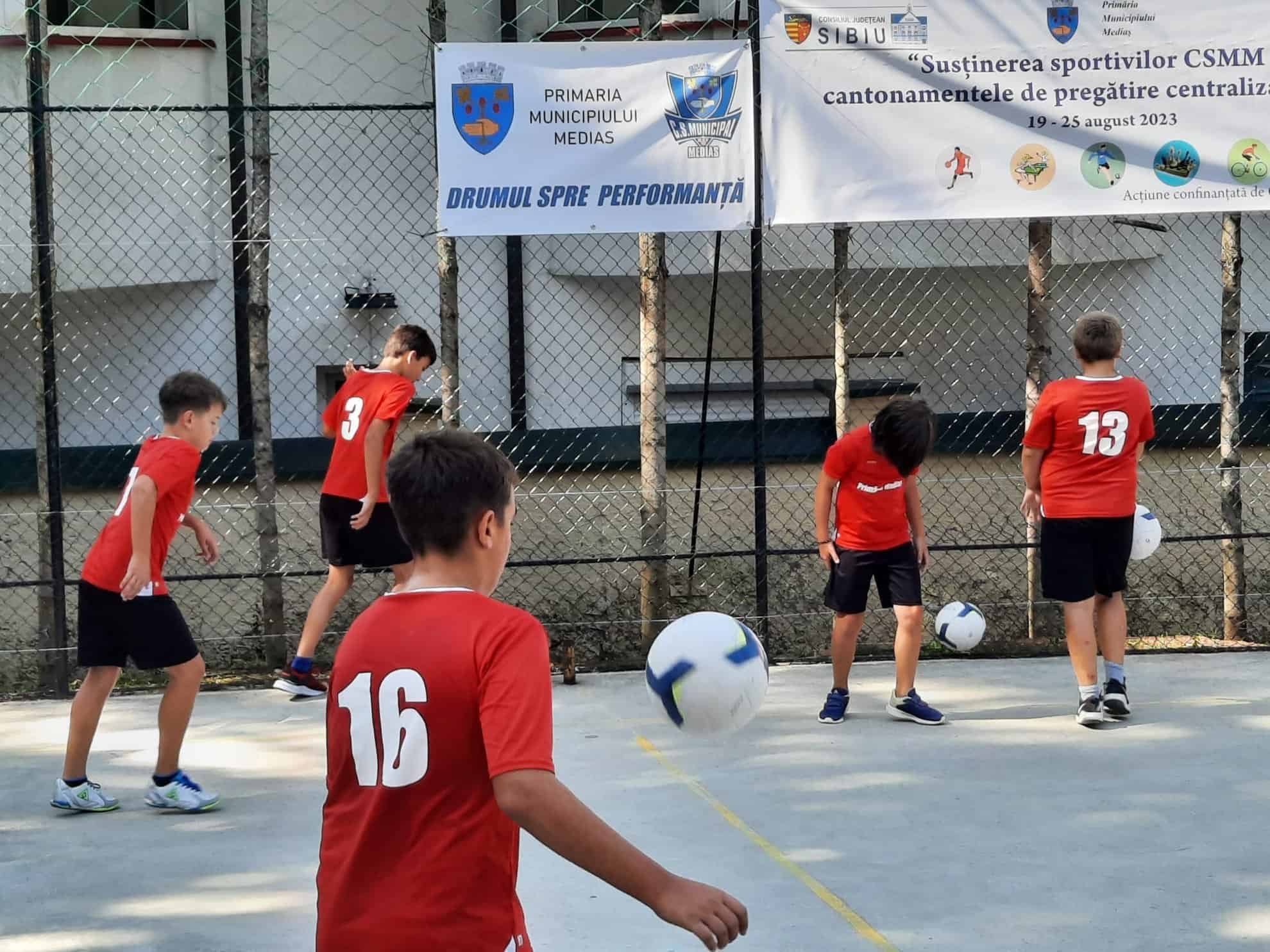 final de cantonament pentru sportivii de la csm mediaș (foto)