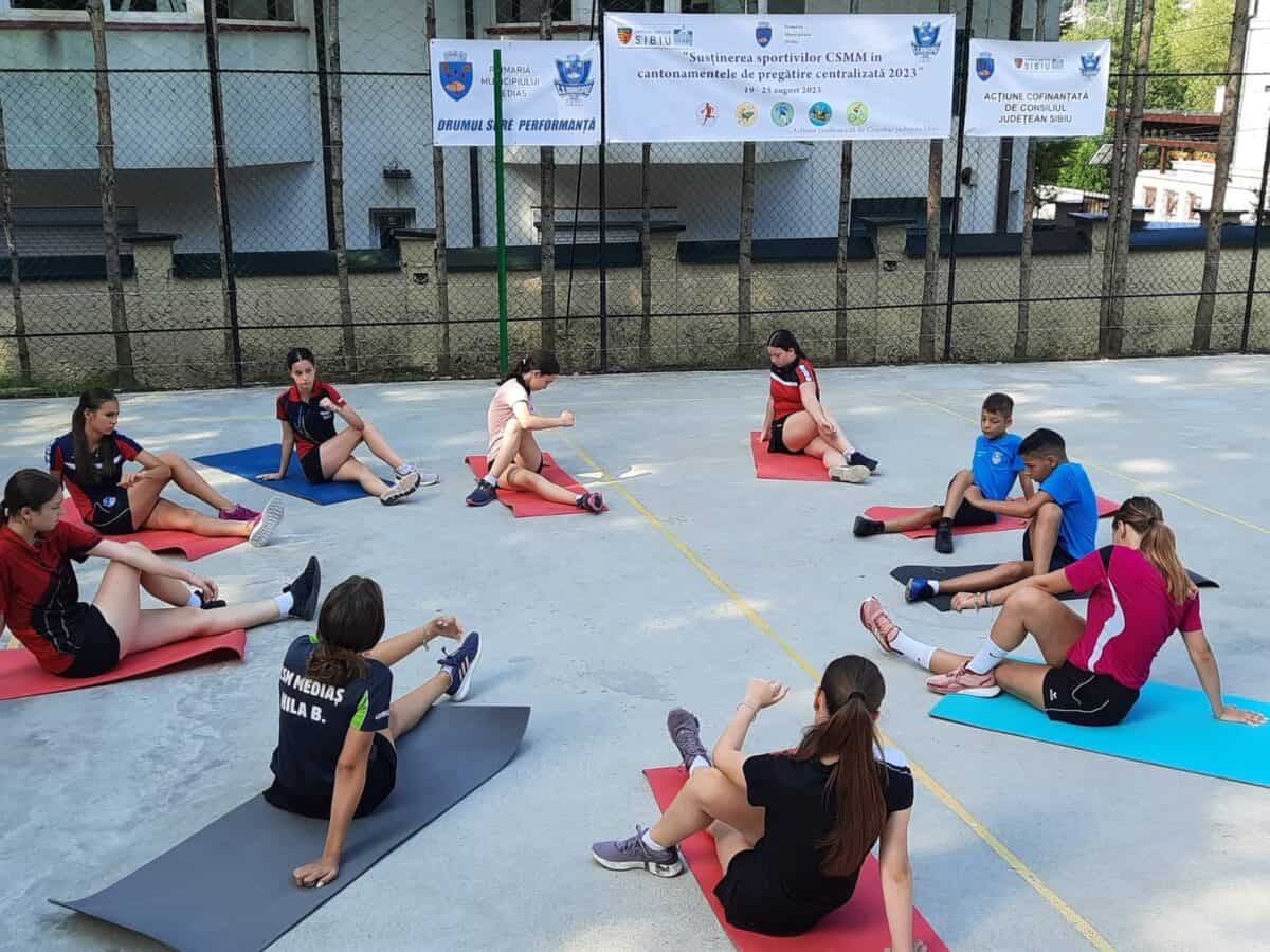 final de cantonament pentru sportivii de la csm mediaș (foto)