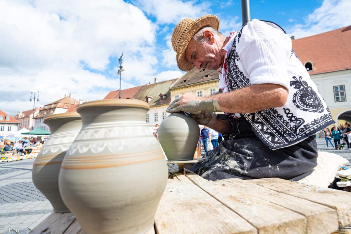 weekend cu multe evenimente la sibiu. nu ratați târgul olarilor, rafting la porumbacu și noaptea muzeelor la sate