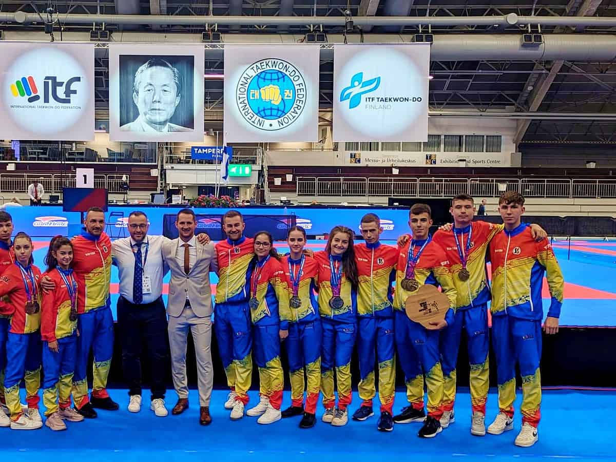 Sibienii de la Puma au făcut furori la Mondialele de Taekwon-do ITF. Au cucerit 28 de medalii