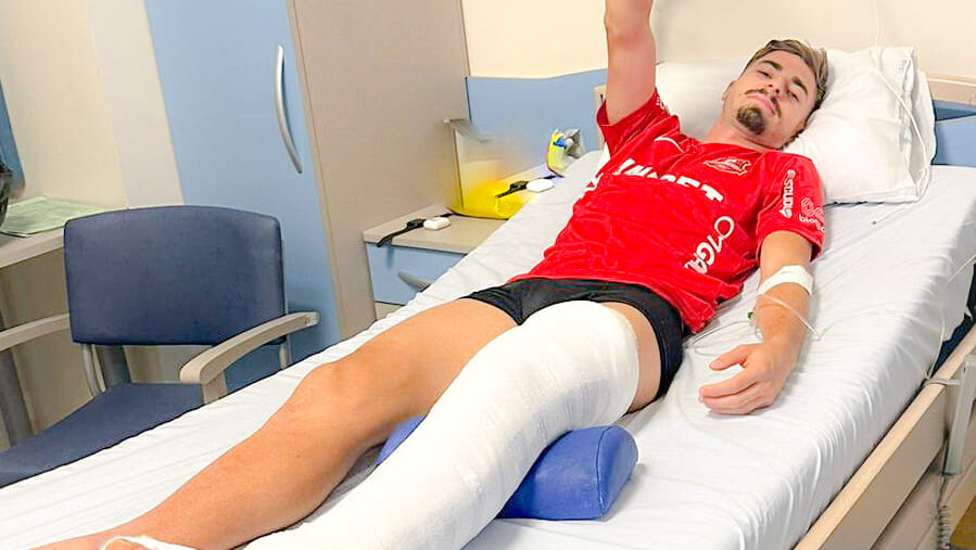 fotbalistul dragoș iancu are fractură deschisă la gleznă. va fi operat la cel mai bun spital din capitală