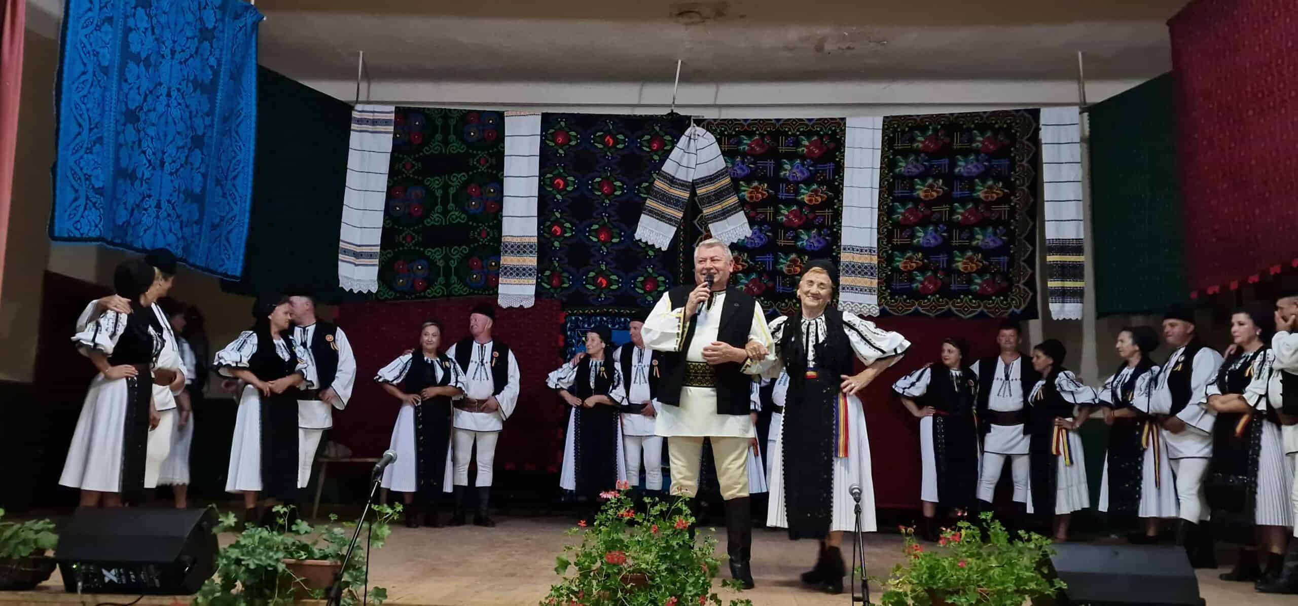 doamna silvia macrea senior – cetățean de onoare al comunei bârghiș (foto)