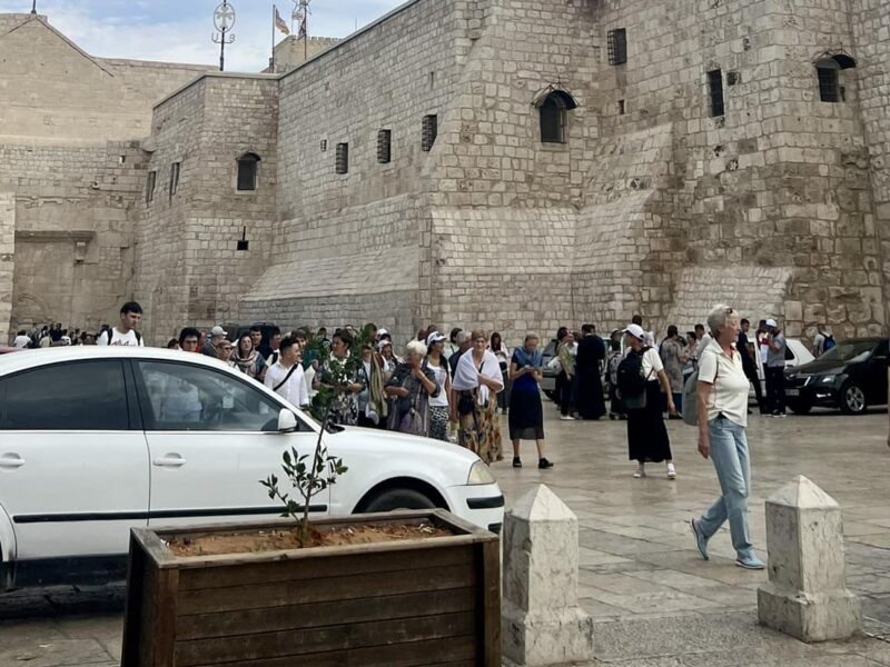 mărturii ale unui preot sibian aflat în pelerinaj în palestina: “probleme sunt grave, momentan, doar în zona fâșiei gaza”