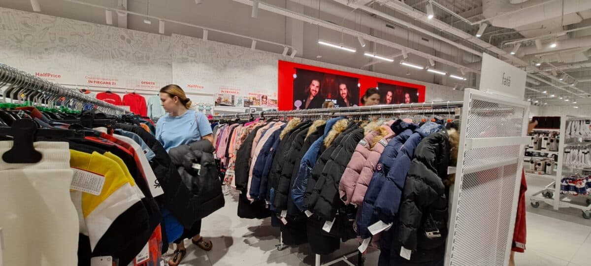 shopping city sibiu își întâmpină clienții cu prețuri excepționale în noul magazin half price