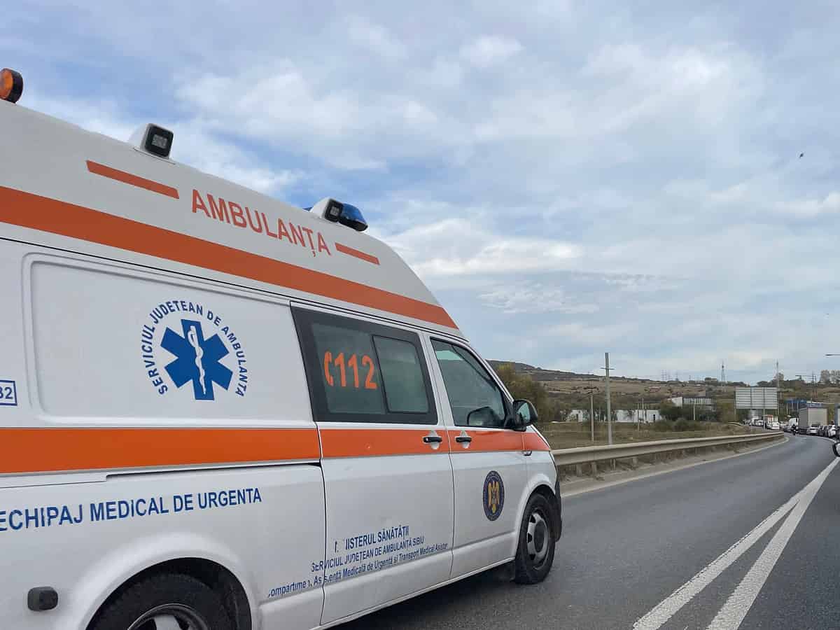 doi răniți în urma unui accident pe dn14 la brateiu