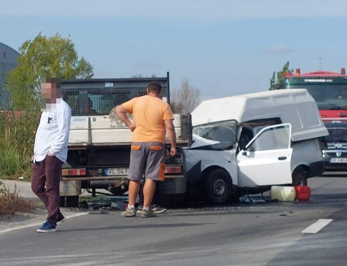 accident cu doi răniți pe strada salzburg. un copil, printre victime (foto)