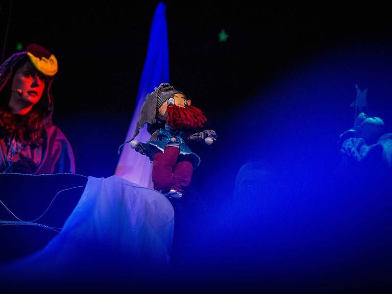teatrul „gong” sibiu schimbă programul spectacolelor din cauza îmbolnăvirii unui actor