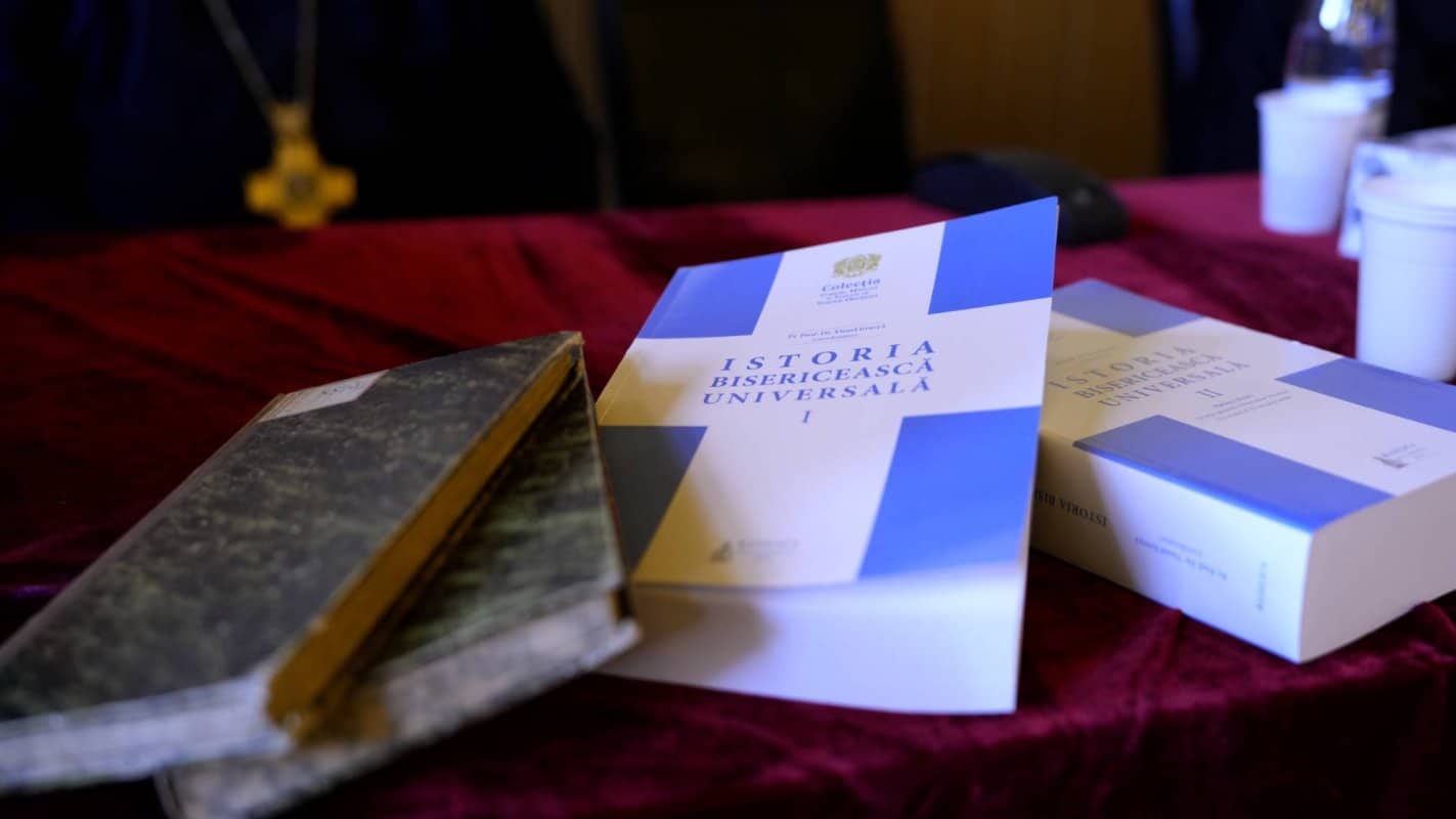 la sibiu au fost lansate noile manuale de istorie bisericească universală