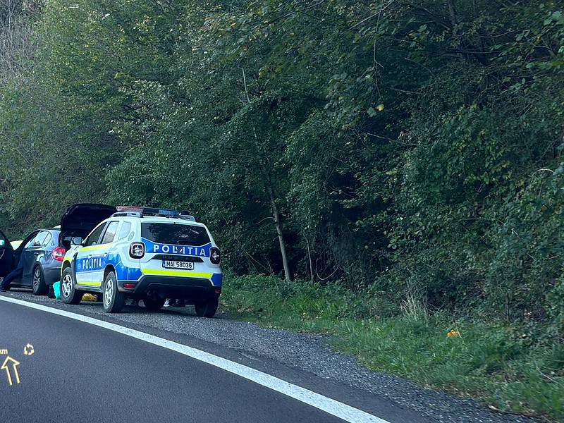 șoferul care a blocat traficul pe valea oltului a fost încătușat după o urmărire ca în filme (foto)