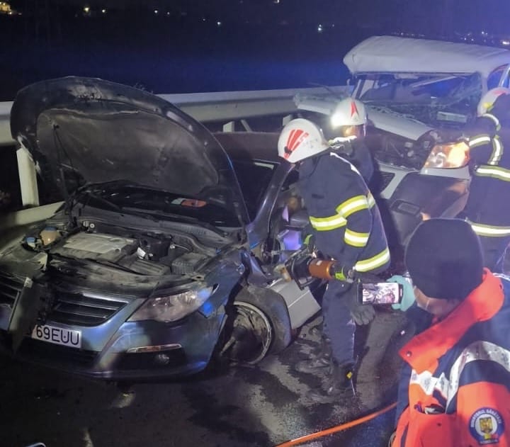 accident cu 6 mașini și 8 răniți pe autostrada a1 la cisnădie. a fost activat planul roșu de intervenție (update foto)