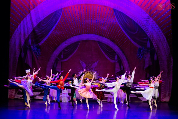 premiera de balet clasic „spărgătorul de nuci” se dansează la sibiu cu casa închisă