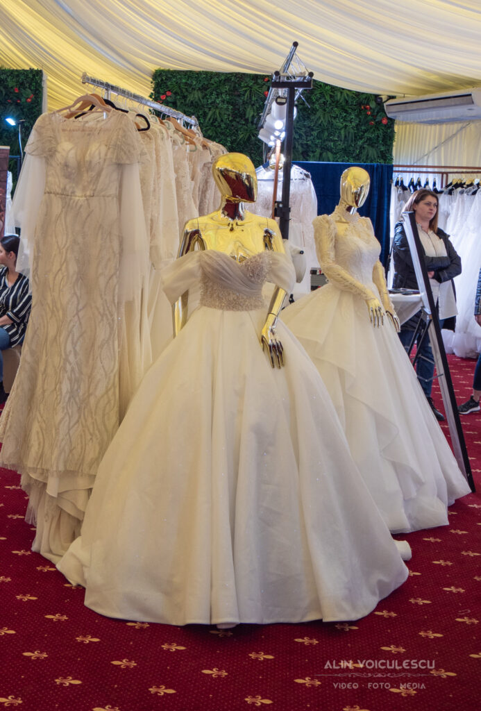târgul de nunți brukenthal încheie „festivalul toamnei” la palatul brukenthal avrig