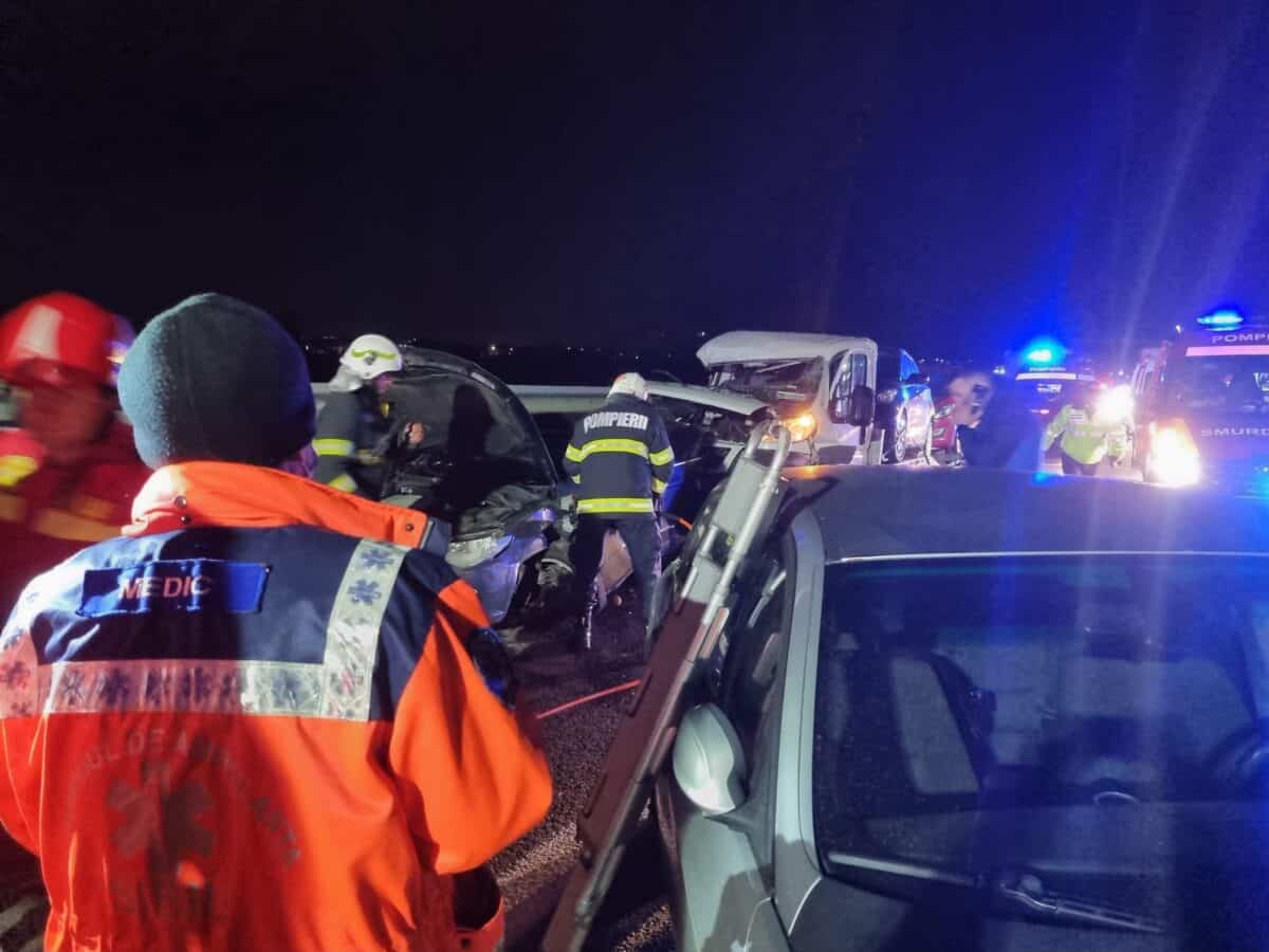 accident cu 6 mașini și 8 răniți pe autostrada a1 la cisnădie. a fost activat planul roșu de intervenție (update foto)