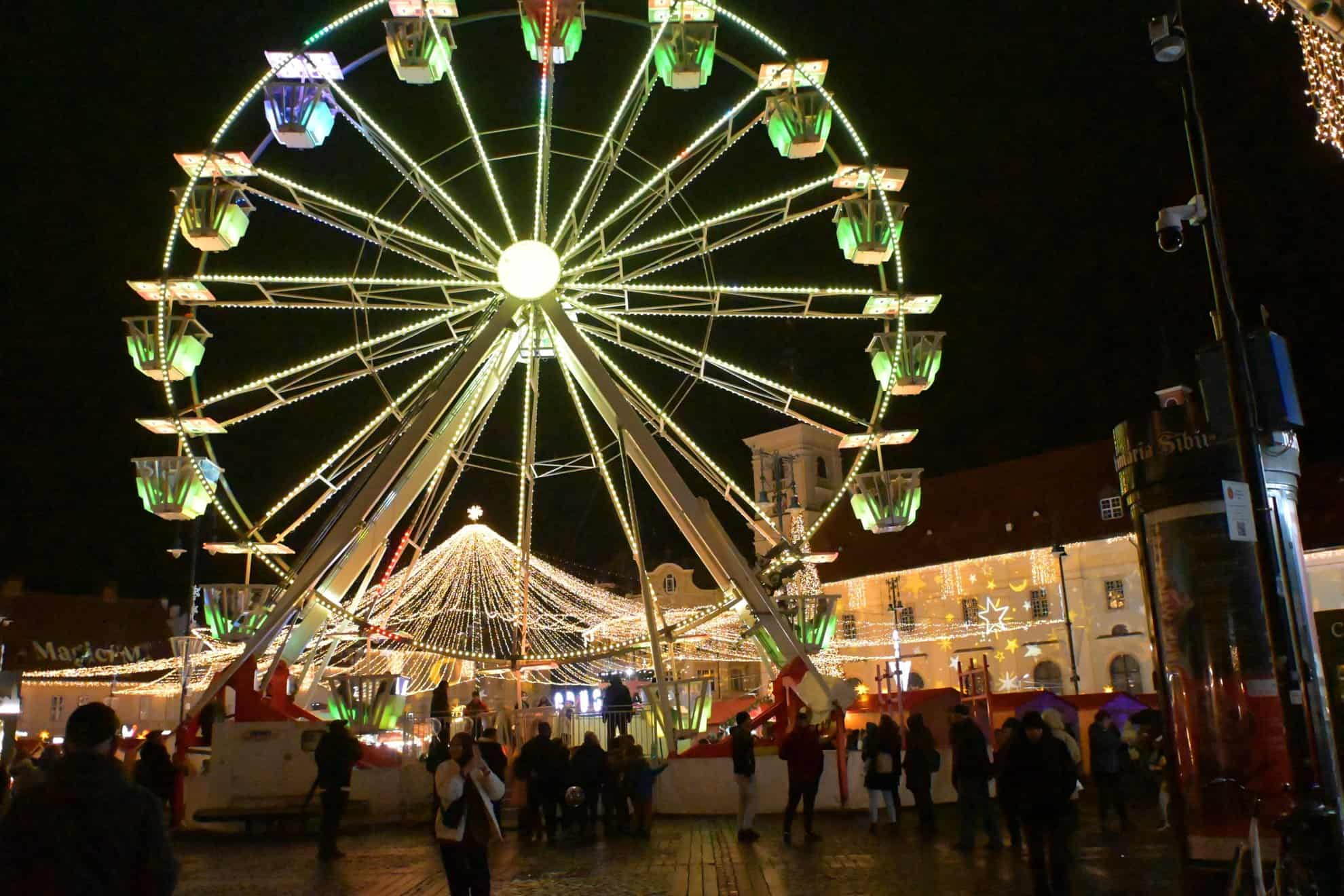 imagini spectaculoase de la târgul de crăciun din sibiu. mii de vizitatori în seara deschiderii (video, foto)