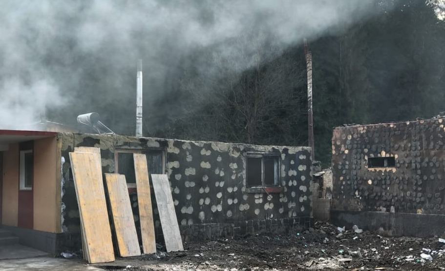 apel umanitar pentru o studentă de la ulbs. ioana a rămas fără casă din cauza unui incendiu