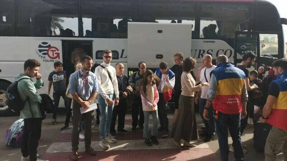 încă 41 de români evacuați din fâșia gaza și aduși în românia
