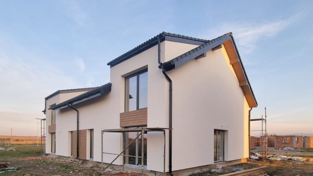 velvet hills își continuă transformarea: prima etapă vândută în totalitate, noi case finalizate la exterior