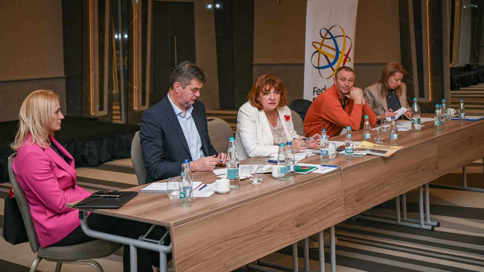 directorul csu sibiu, șef pe sucursala regională a federației de baschet. cuprinde județele sibiu, vâlcea, alba și brașov