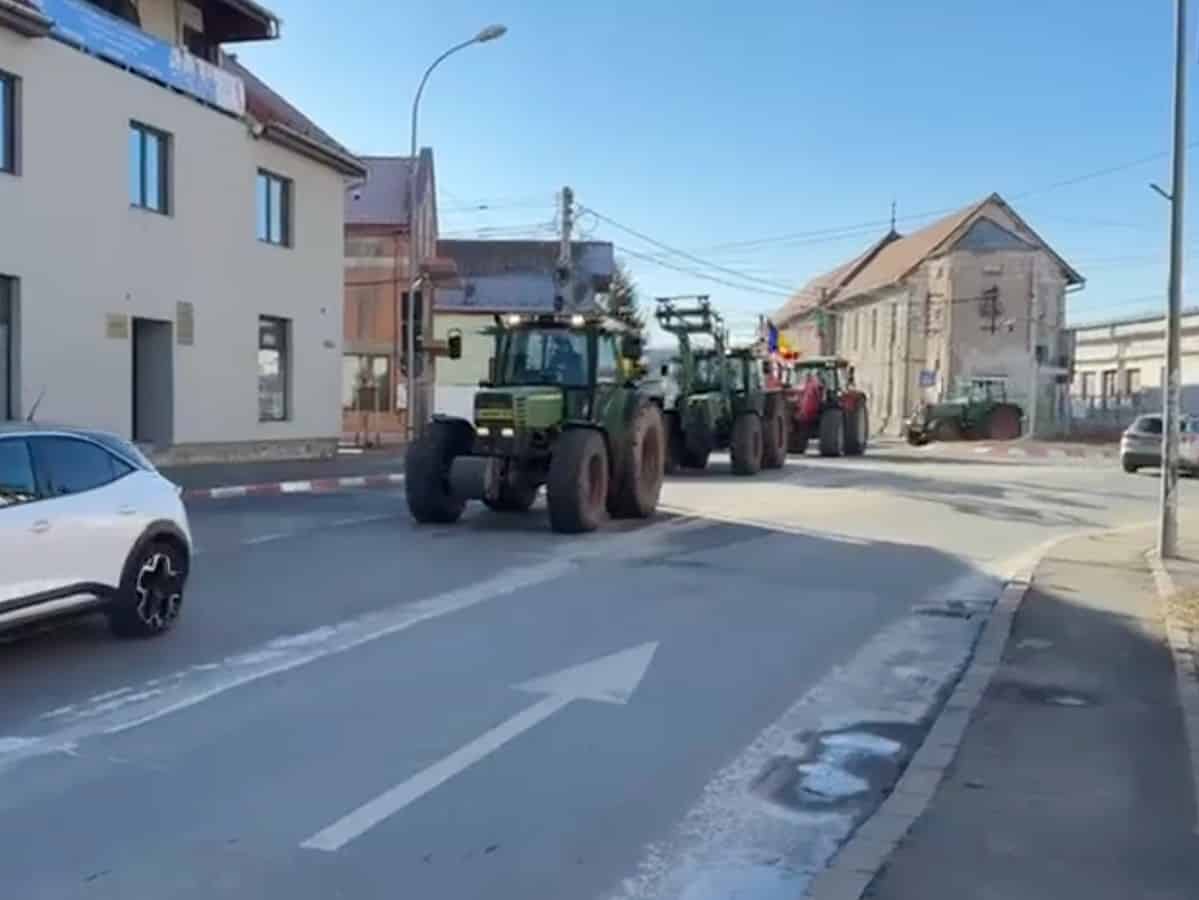 Protestele transportatorilor și fermierilor continuă. La Sibiu zeci de tractoare vor mărșălui pe străzile principale