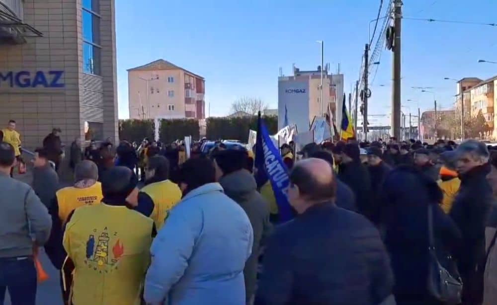 întâlnire între conducerea romgaz și sindicaliști după protestul de luni din fața sediului din mediaș. peste 500 de oameni la acțiune (video)